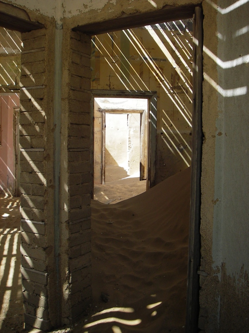 Kolmannskuppe - Sand in House